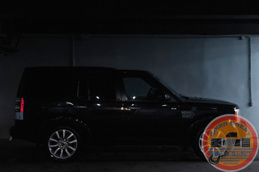 фото застрявшего Land Rover Discovery 3 Москва