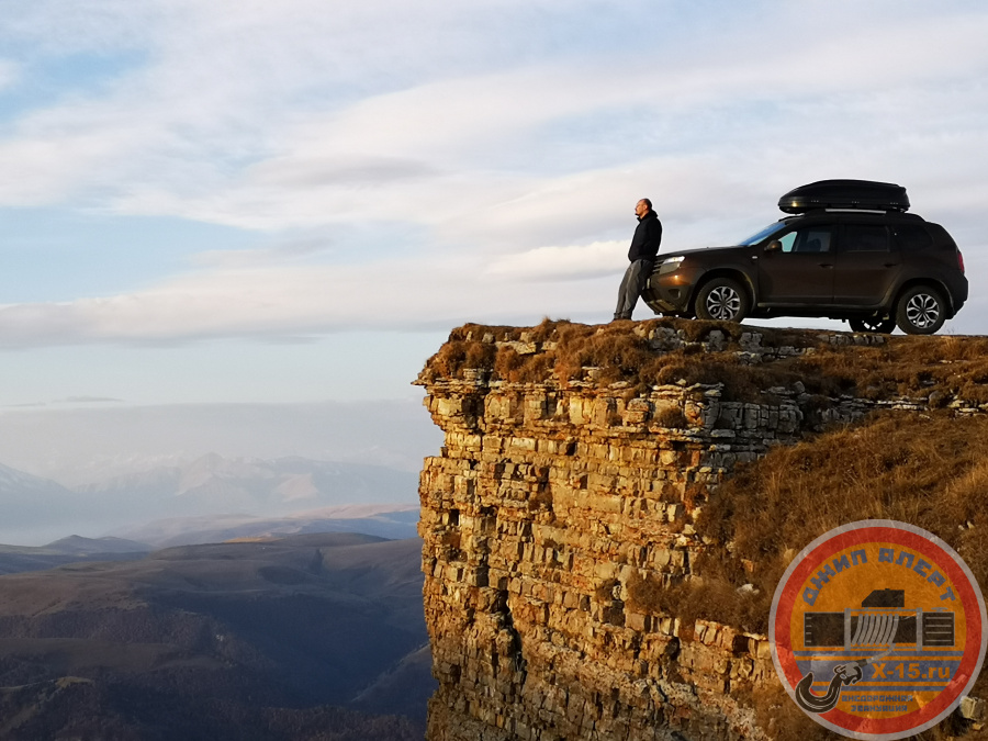 фото застрявшего Renault Duster Москва