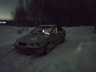 Стою на проселочной дороге, не заехать в Горку, Выдернуть из снега на лысой резине до дороги метров 150-200 вытащить застрявшую машину Hyundai Elantra
