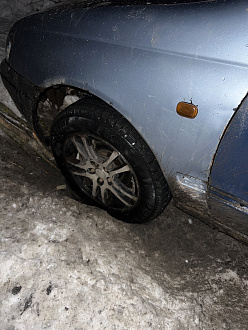 Застряли в снегу в поле, буксуют колеса, выдернуть с места, отдам последние 400 рублей вытащить застрявшую машину Тойота