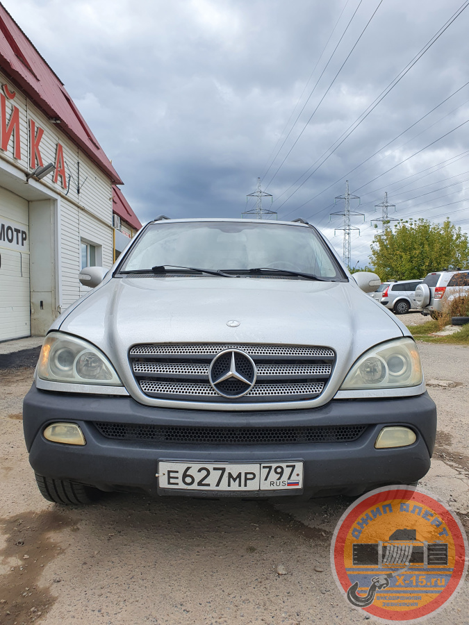 фото застрявшего Mercedes w163 Казань