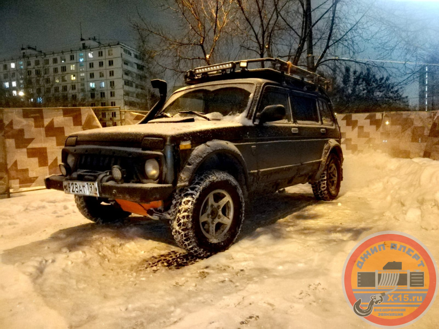 фото застрявшего Лада бронто 2131 