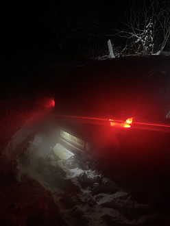 помогите пожалуйста, застрял на окраине города.. навигатор провёл по этой дороге, сам из Екатеринбурга вытащить застрявшую машину BMW 1 