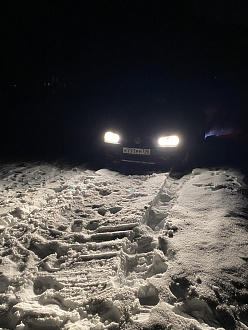 помогите, вытащить авто, ехали кататься на снегокате, застряло два авто вытащить застрявшую машину Volkswagen 