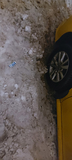 Прошу помощи, застрял в снегу. Машина села на бампер и пороги, упора на передние колеса нет вытащить застрявшую машину Тойота камри