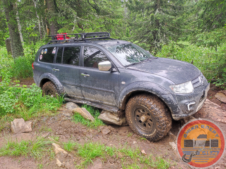 фото застрявшего Mitsubishi Pajero Sport 2 Екатеринбург