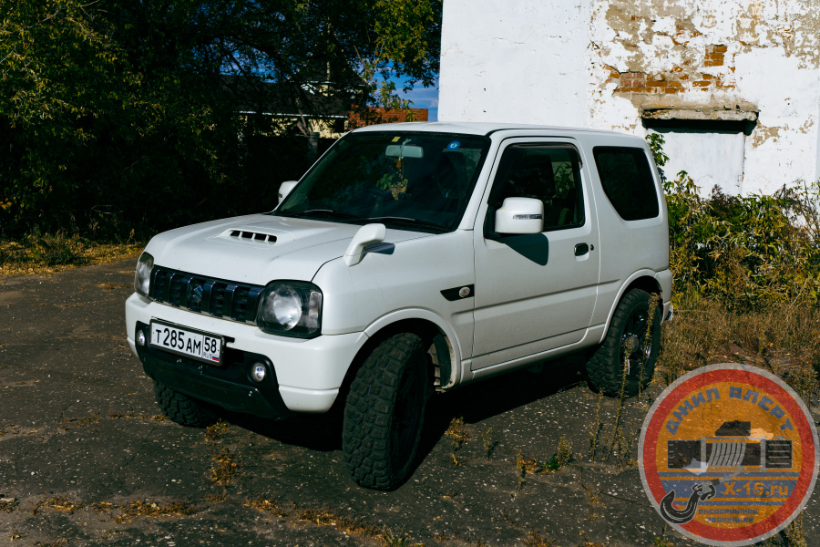 фото застрявшего Suzuki jimny Пенза