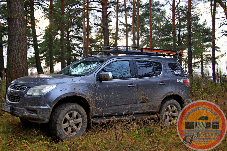 фото застрявшего Chevrolet Trailblaser2 Москва