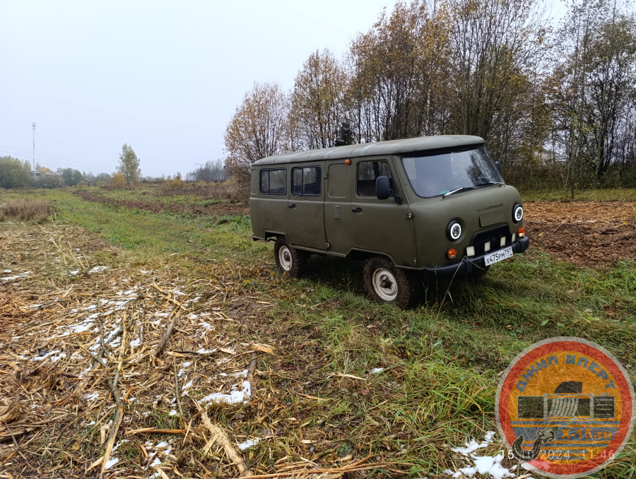 фото застрявшего Буханка 