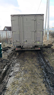 помогите пожалуйста,  буду благодарен  вытащить застрявшую машину Форд Транзит