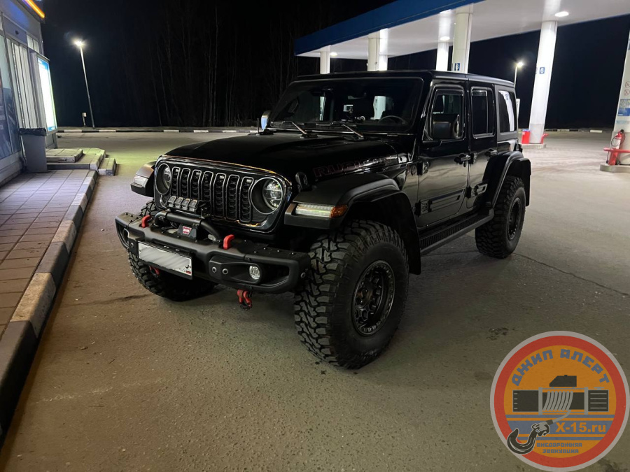 фото застрявшего Jeep 