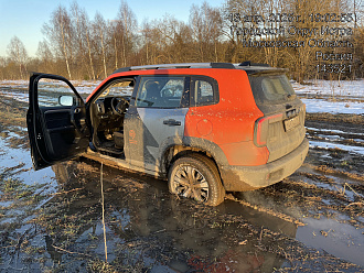 помогите пожалуйста,  застряли в поле дарго и тхл дернуть 100 метров до асфальта  вытащить застрявшую машину Exceed txl 