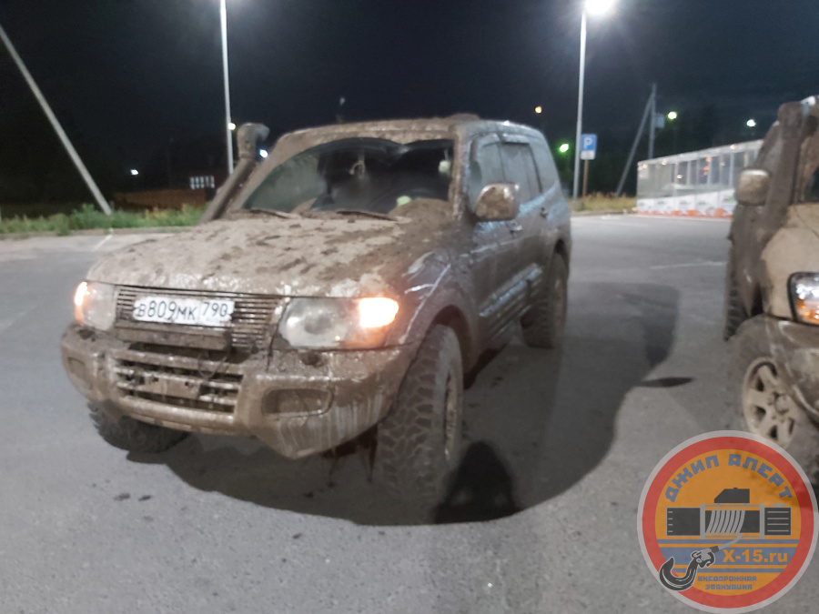 фото застрявшего Митсубиши Паджеро3 Серпухов