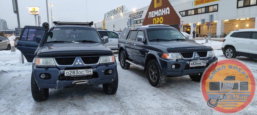 фото застрявшего Mitsubishi Pajero Sport  