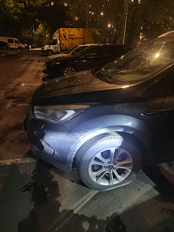 помогите пожалуйста, сел аккумулятор нужно прикурить. Проводов нет. вытащить застрявшую машину Форд Куга