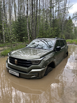 прошу помощи, застрял в луже. Есть трос и шаклы вытащить застрявшую машину Tank 400