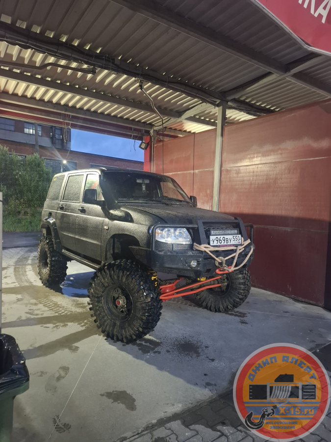 фото застрявшего Уаз Патриот Подольск