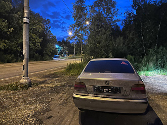 помогите пожалуйста, забрал машину со штрафстоянки и прямо сейчас если я её не заберу от ворот мне грозятся забрать её и утилизировать, помогите мне пожалуйста, есть деньги только на оплату топлива вытащить застрявшую машину Бмв е39