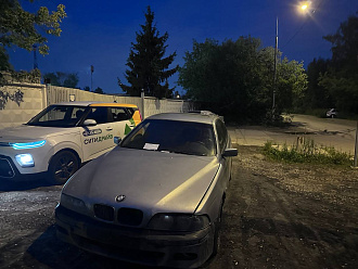 помогите пожалуйста, забрал машину со штрафстоянки и прямо сейчас если я её не заберу от ворот мне грозятся забрать её и утилизировать, помогите мне пожалуйста, есть деньги только на оплату топлива вытащить застрявшую машину Бмв е39