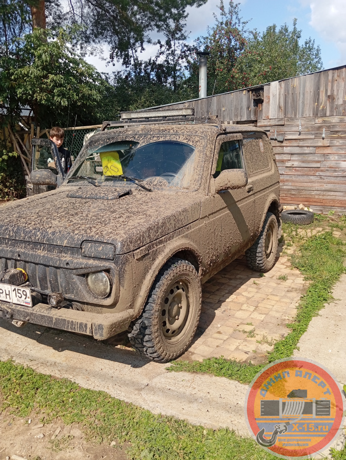 фото застрявшего Ваз-21214 Пермь