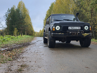 прошу помощи,  вытащить застрявшую машину Nissan patrol y60