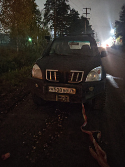 прошу помощи, взять на трос и помочь завести  вытащить застрявшую машину Derways shuttle 