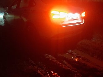 прошу помощи, вытащить машину дорога параллельно частному сектору примерно метров20 назад вытащить застрявшую машину Веста