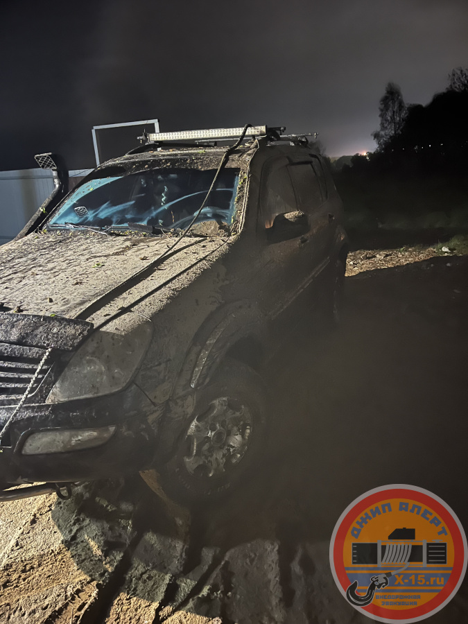 фото застрявшего Санг Енг рекстон Подольск