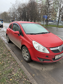 прошу помощи, кончился бензин недалеко от заправки :( вытащить застрявшую машину Опель