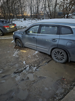 Прошу помощи, застряла в поле машина. Нужно дернуть что бы выбраться. вытащить застрявшую машину Cherry tigo8 pro