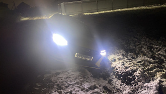 помогите, нужно вытащить машину вытащить застрявшую машину Cherry Arizzo