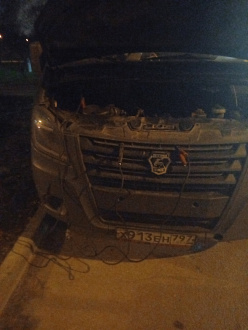 прошу помощи,  вытащить застрявшую машину Газель 