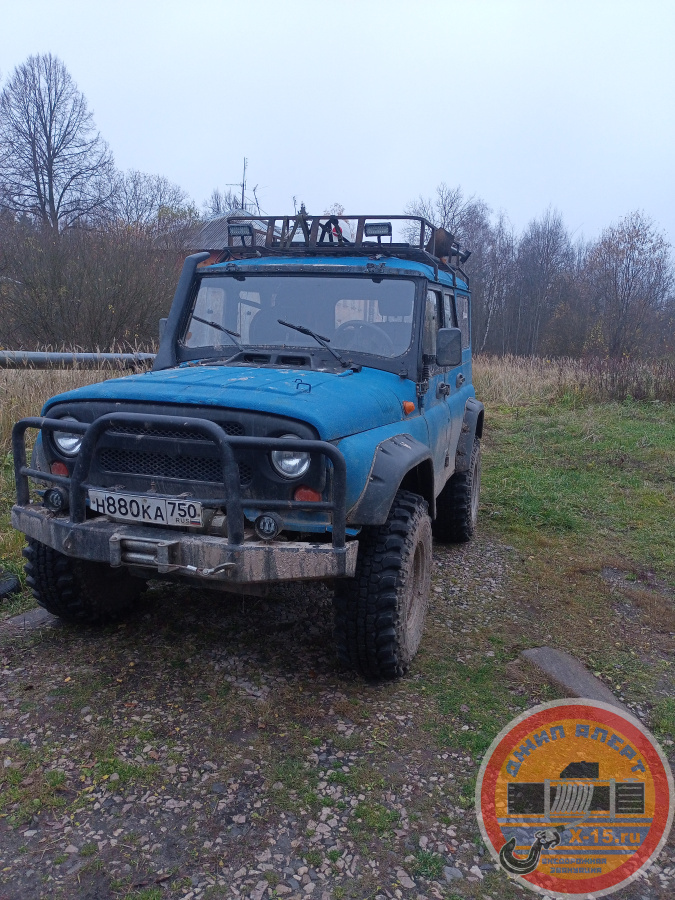 фото застрявшего Боевой уаз))) Серпухов