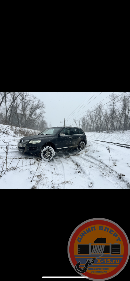фото застрявшего Volkswagen Touareg  