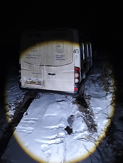 Застрял в частном секторе.  вытащить застрявшую машину Атлант