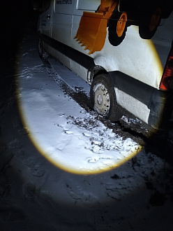 Застрял в частном секторе.  вытащить застрявшую машину Атлант