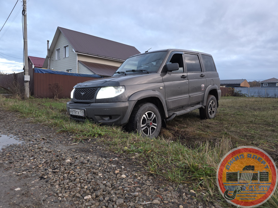 фото застрявшего Уаз патриот  