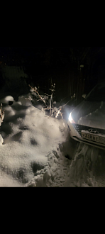 Добрый вечер, при выезде  с частного сектора при подъёме на бугор машину стащила передним колесом в канаву, сложность заключается в том что бугор заканчивается резким поворотом направо вытащить застрявшую машину Хендай Солярис 