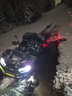 прошу помощи,  вытащить застрявшую машину Тгб