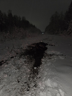 прошу помощи,  вытащить застрявшую машину Тгб