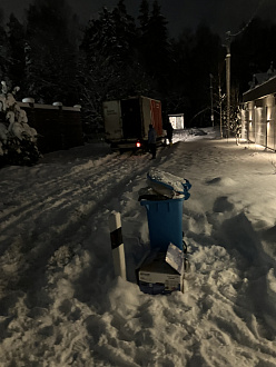 прошу помощи,  вытащить застрявшую машину Мерседес спринтер 