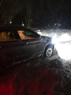 прошу помощи, вытащить машину с 10 метров под горку  вытащить застрявшую машину Шкода карок