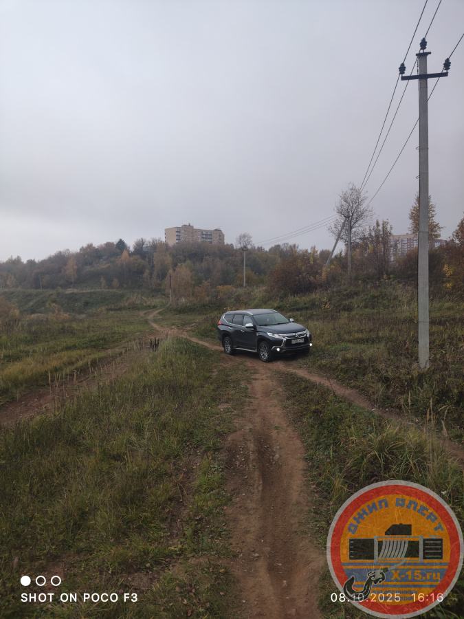 фото застрявшего Мицубиси паджеро спорт Москва