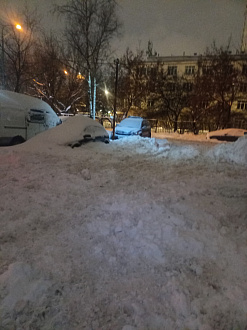 пооборвало редуктор эвакуатор не может забрать не проезжать хотя бы до дороги могите пожалуйста,   вытащить застрявшую машину Гозель