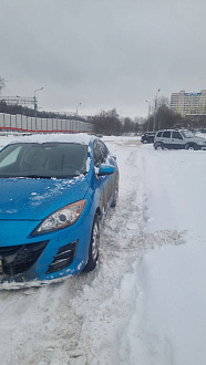 У друга чуть застряла машина на парковке  вытащить застрявшую машину Мазда3