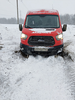 помогите, застрял, 2 км до дороги  вытащить застрявшую машину Форд транзит 
