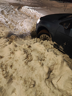 помогите, застрял в снегу, не могу выехать, буквально пару метров дернуть вытащить застрявшую машину гольф 7