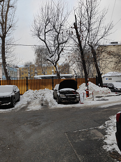 Добрый день!
Аккумулятор разрядился, бензиновый авто не смог прикурить
Нужен дизель  (у самого дизель - тяжело стартует)
Прошу помощи вытащить застрявшую машину Volvo XC70