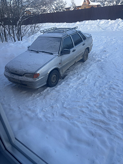 Замерзла машина, нужно отогреть пушкой или чем то ещё стоит дома во дворе. вытащить застрявшую машину 