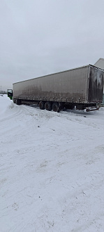 Застрял в снегу, в повороте. вытащить застрявшую машину Setra.